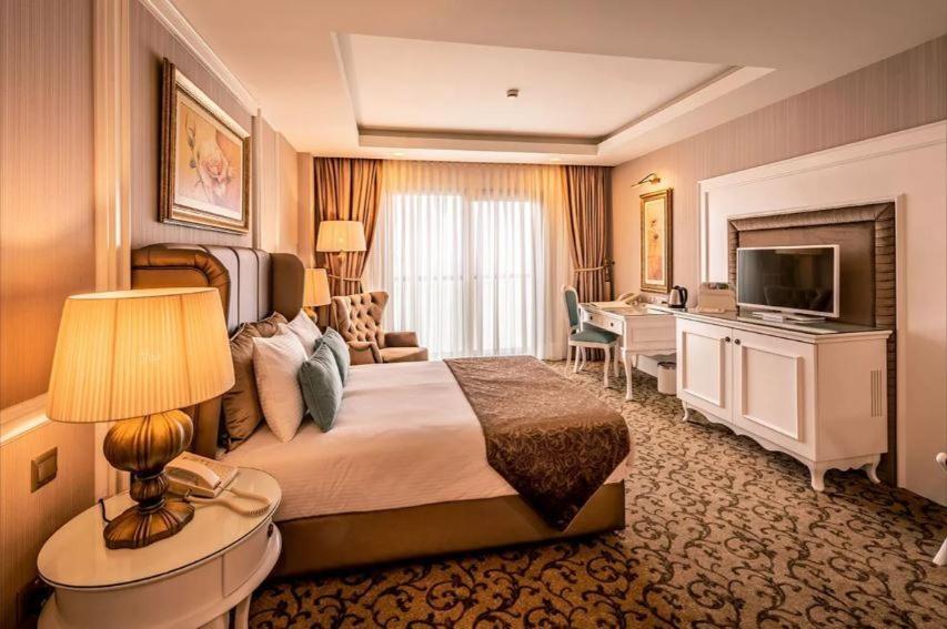 Vuni Palace Premium Hotel & Spa & Casino Beachfront Location ! Κερύνεια Εξωτερικό φωτογραφία