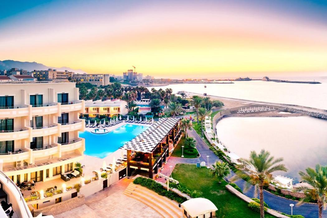 Vuni Palace Premium Hotel & Spa & Casino Beachfront Location ! Κερύνεια Εξωτερικό φωτογραφία