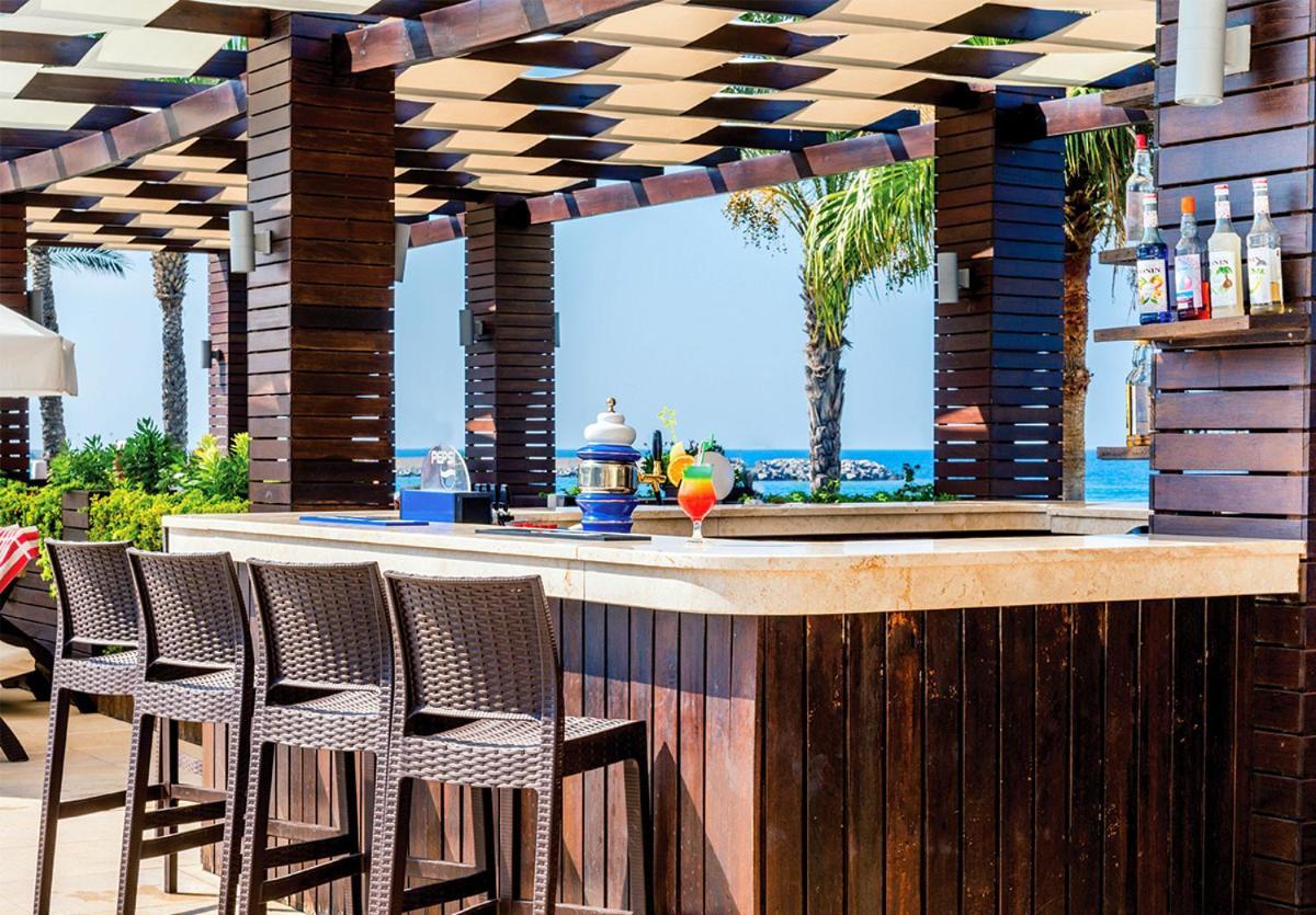 Vuni Palace Premium Hotel & Spa & Casino Beachfront Location ! Κερύνεια Εξωτερικό φωτογραφία