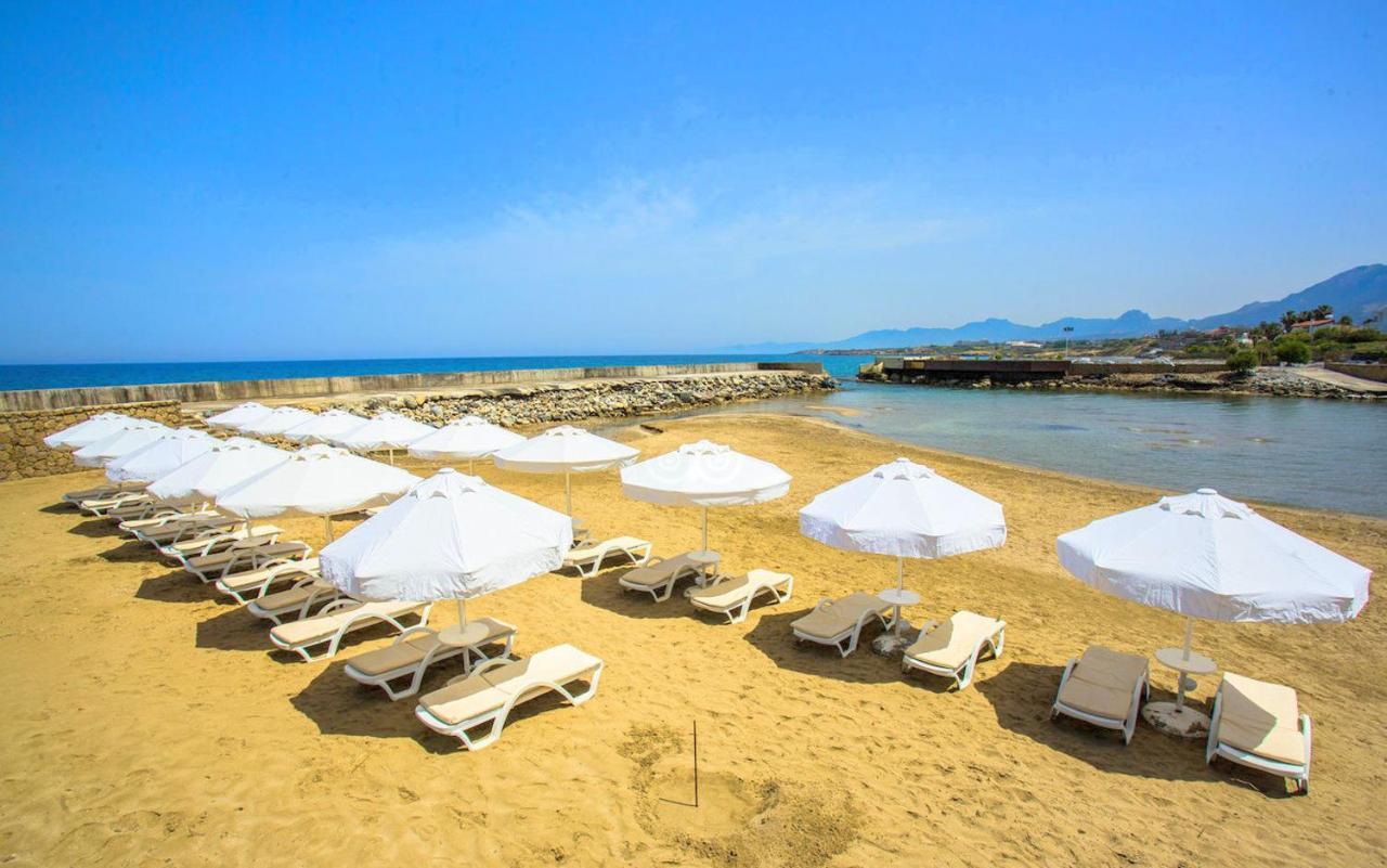 Vuni Palace Premium Hotel & Spa & Casino Beachfront Location ! Κερύνεια Εξωτερικό φωτογραφία